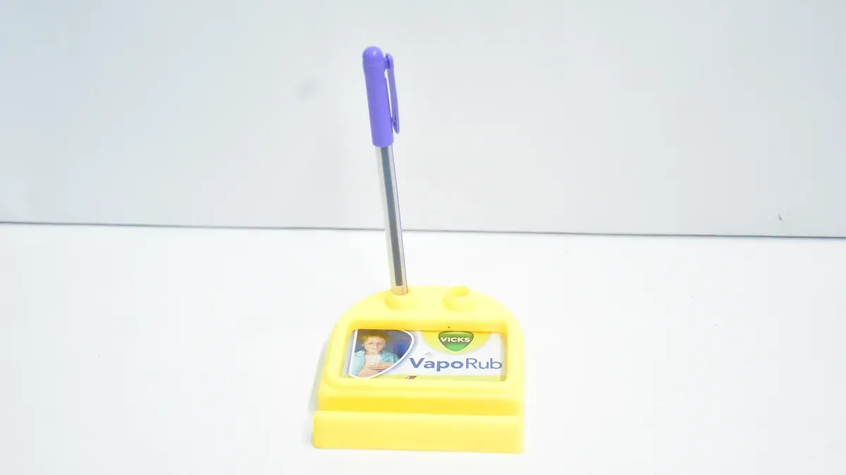 VapoRub Pen Stand